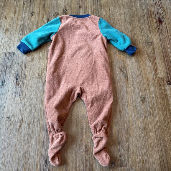 4/20$ Carter's Baby Fleece Footie Footed Sleeper size 6 months - Picture 3 of 3